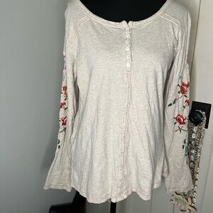 Sundance Cream Long Sleeve Top Henley Floral Embroidery Boho